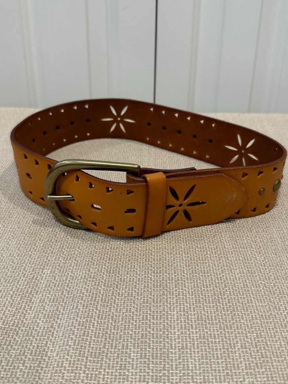 Western Style Genuine Leather Cutout Brown Women’s Belt Size S